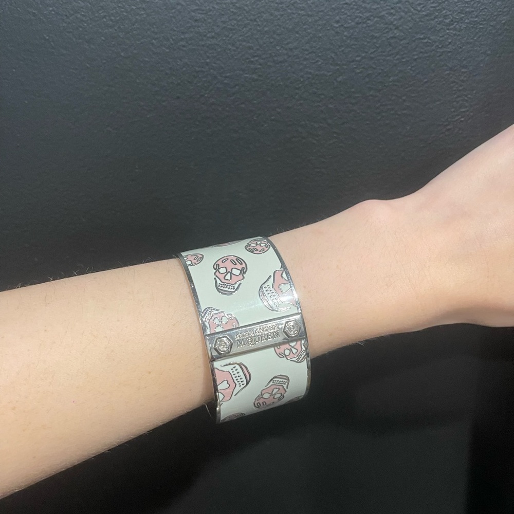 Alexander McQueen Bangle!